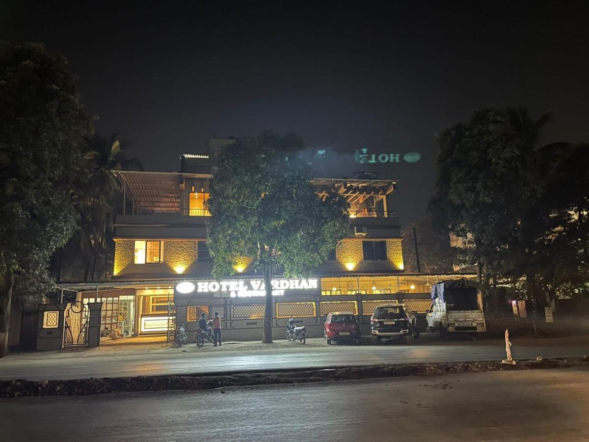 Hotel Vardhan Silvassa Zewnętrze zdjęcie